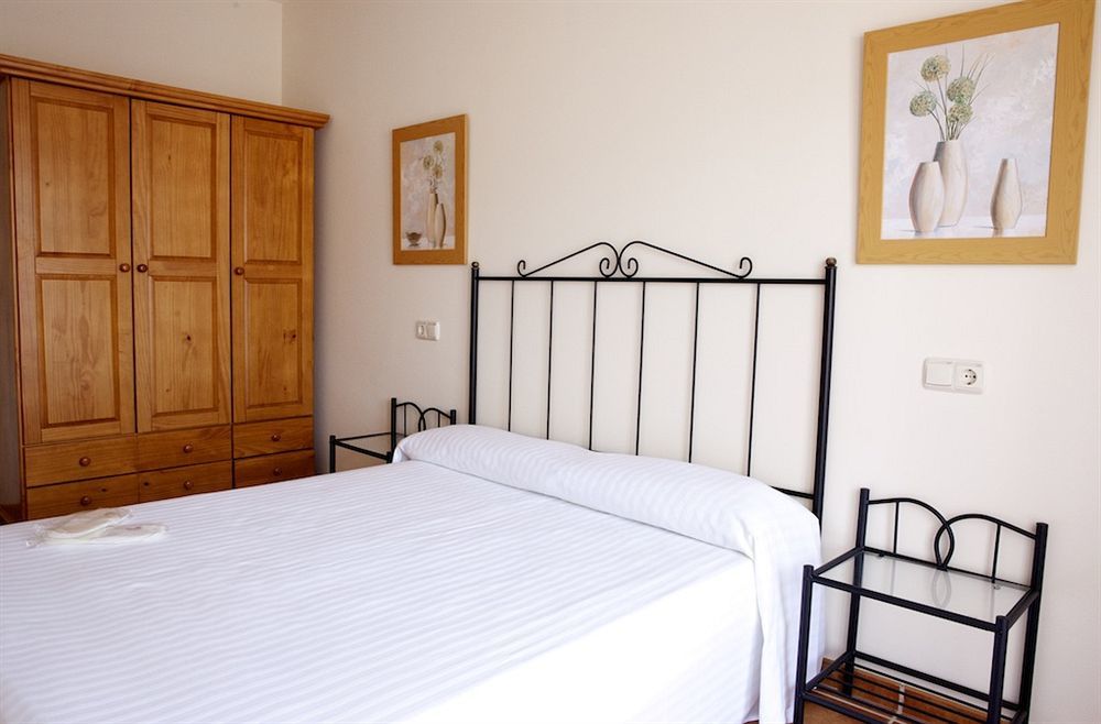Royal Suites Marbella 贝纳阿维斯 外观 照片