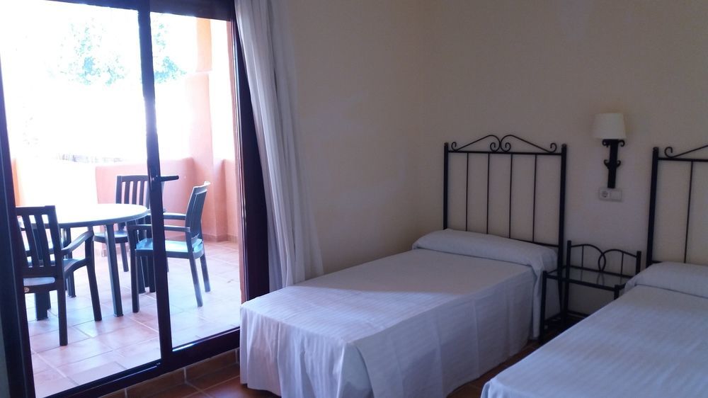 Royal Suites Marbella 贝纳阿维斯 外观 照片