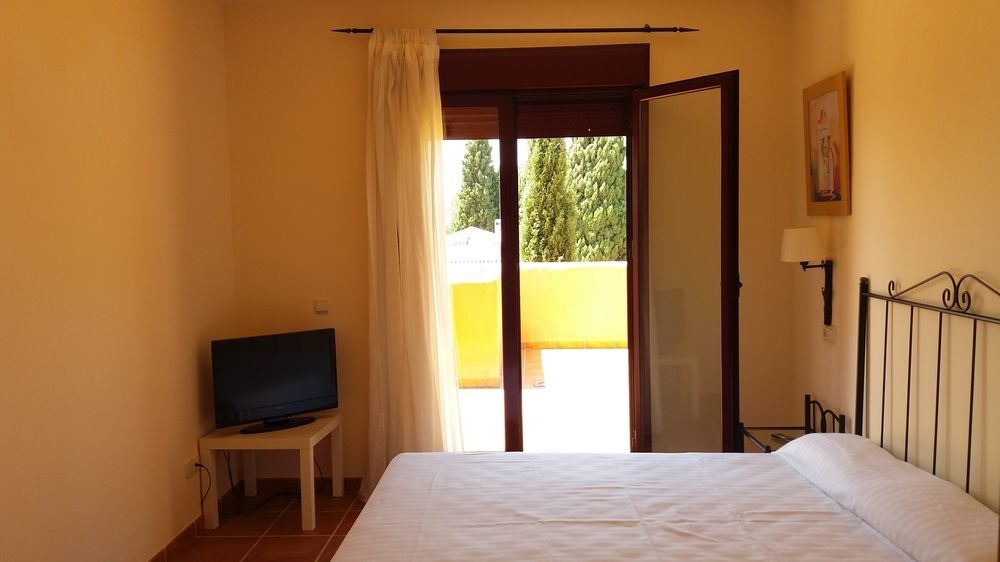 Royal Suites Marbella 贝纳阿维斯 外观 照片