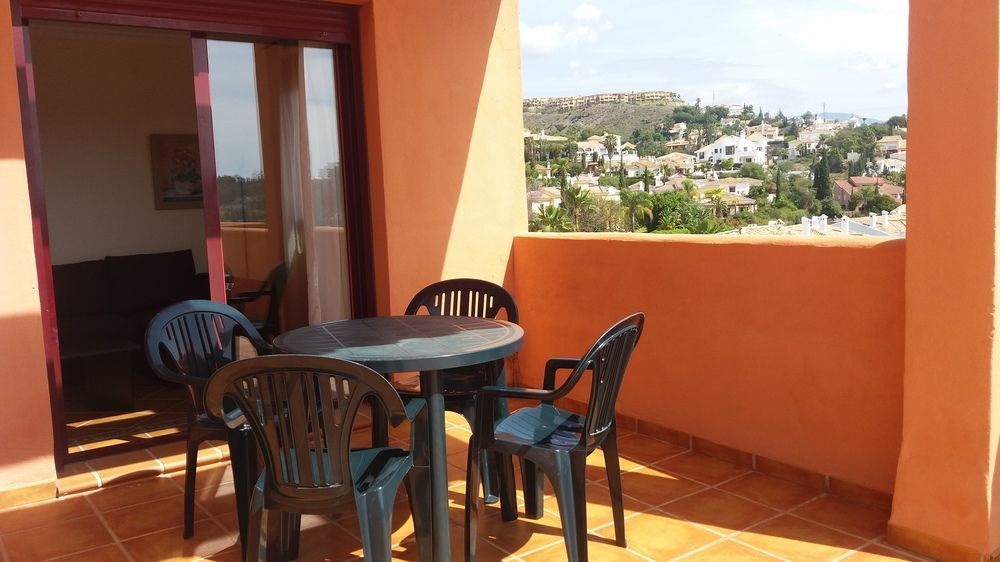 Royal Suites Marbella 贝纳阿维斯 外观 照片